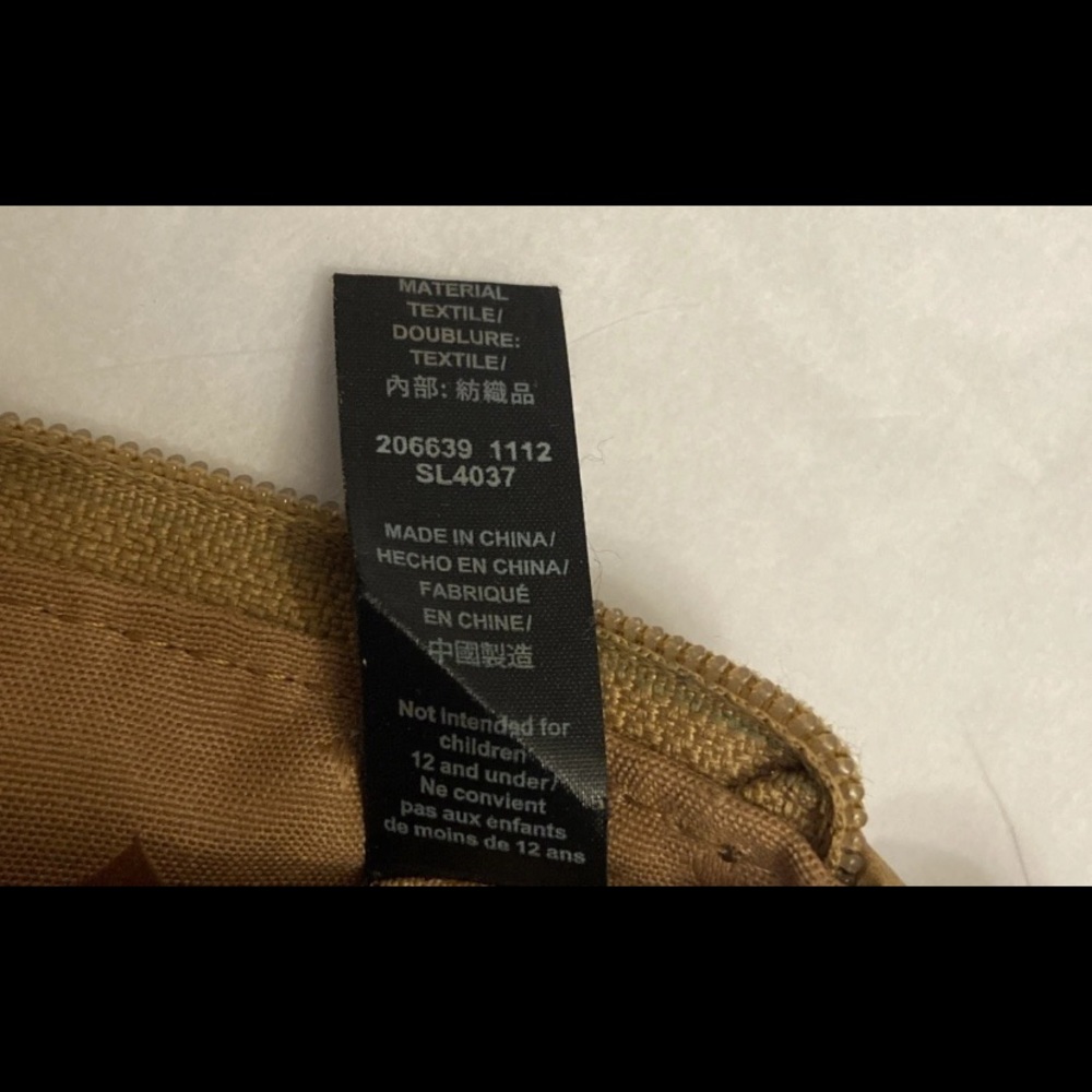 Fossil Women’s Leather Lined Flowers Logo Zip Around Wristlet Clutch SL4037. - Picture 10 of 11